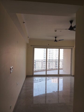 Room in 3 BHK Apartment at ATS Kocoon, Sector 109 – for Rent
