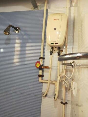 Bathroom in 1 BHK Apartment at Kopar Khairane – for Rent