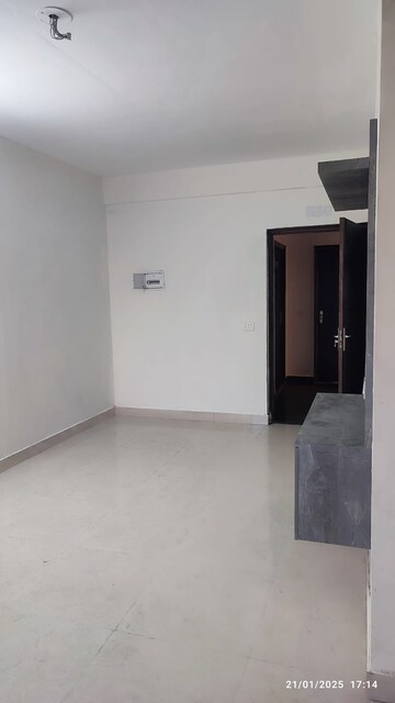 2 BHK Apartment For Rent in Signature Global Synera, Sector 81