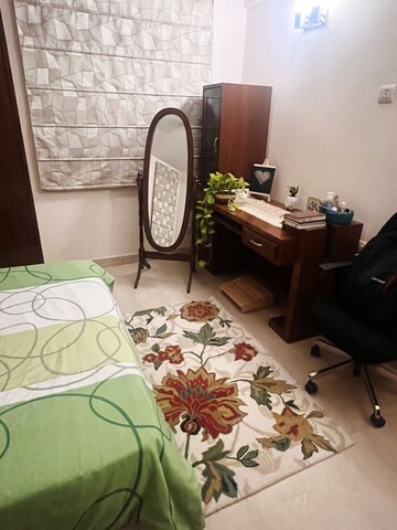 Master Bedroom in 2 BHK Builder Floor at Kailash Colony – for Rent