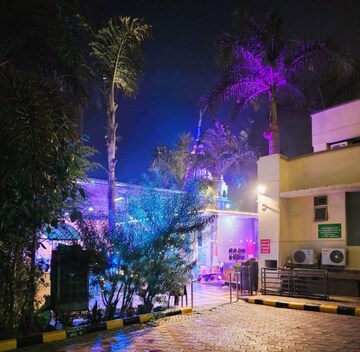 4 BHK Apartment – Exterior View View at Purvanchal Silver City II, Pi Greater Noida - for Sale