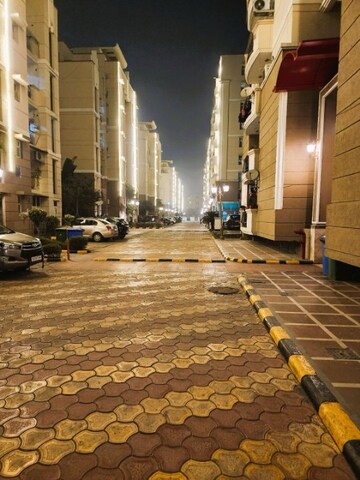 4 BHK Apartment – Exterior View View at Purvanchal Silver City II, Pi Greater Noida - for Sale