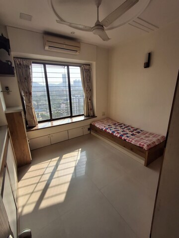 Bedroom in 3 BHK Apartment at Concrete Sai Sansar, Chembur – for Rent