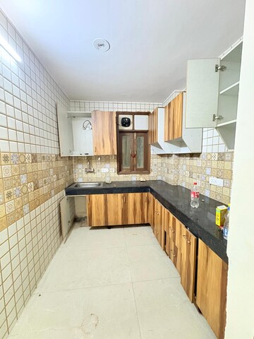Kitchen in 2 BHK Builder Floor at Paryavaran Complex – for Rent