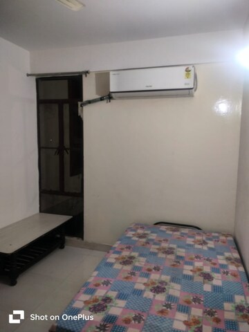 Room in 3 BHK Apartment at Signature Global Synera, Sector 81 – for Sale