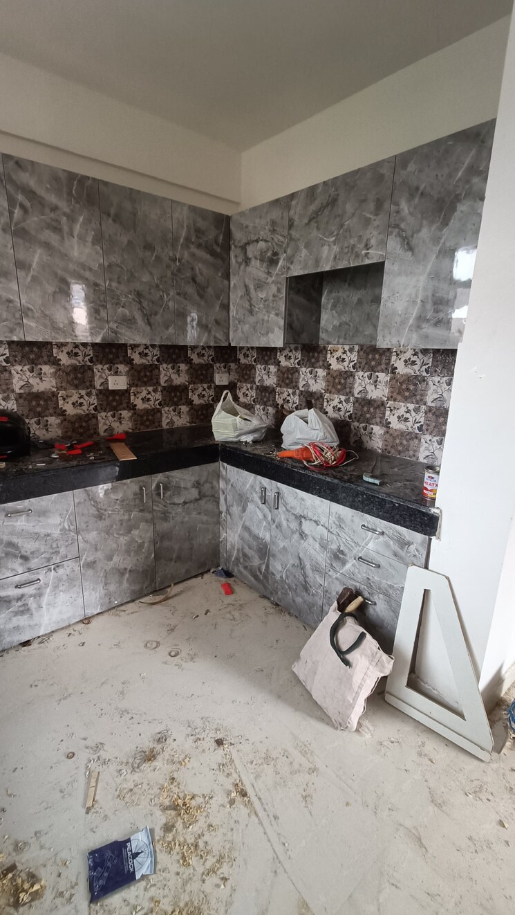 Kitchen, signature-global-synera 3 Bedroom 735 Sq.Ft. Apartment In Sector 81 Gurgaon 8361602