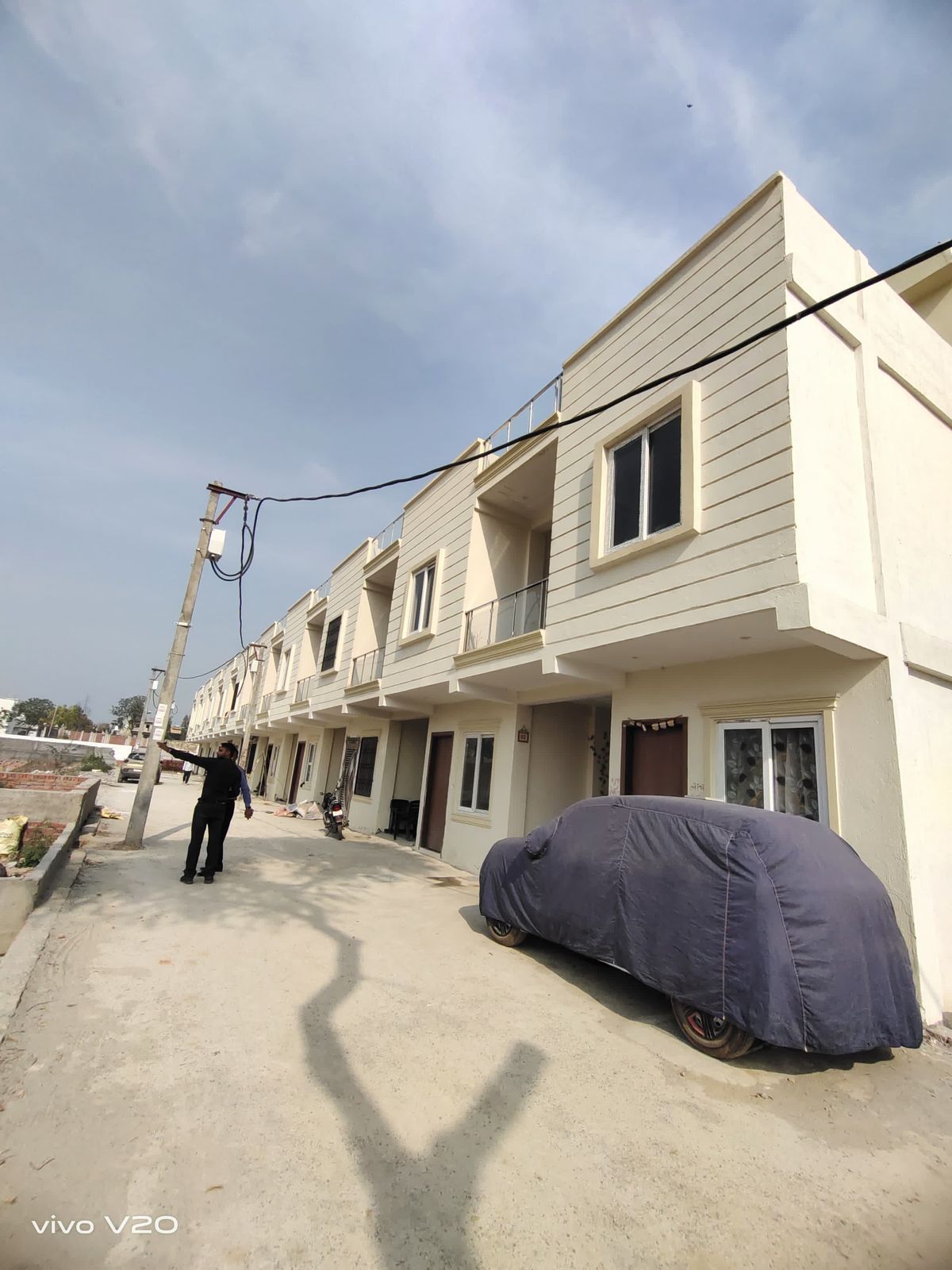 3.5 BHK + Pooja Room Villa For Sale in Saraswati Embassy 