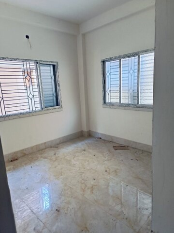 Room in 3 BHK Apartment at Dum Dum – for Sale