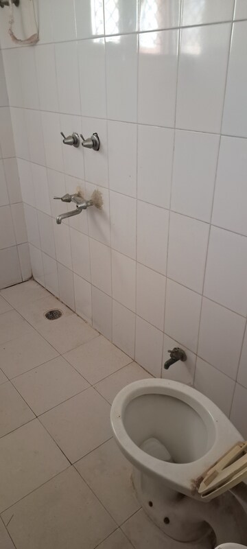 3 BHK Independent House at Gomti Nagar – for Rent