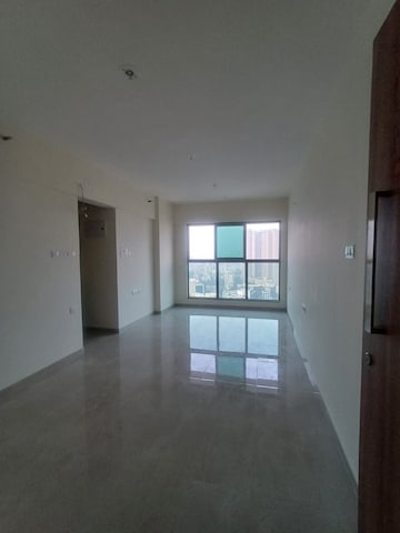 Room in 1 BHK Apartment at Sheth Irene, Malad West – for Rent