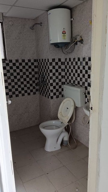 Bathroom in 3 BHK Apartment at Signature Global Synera, Sector 81 – for Rent