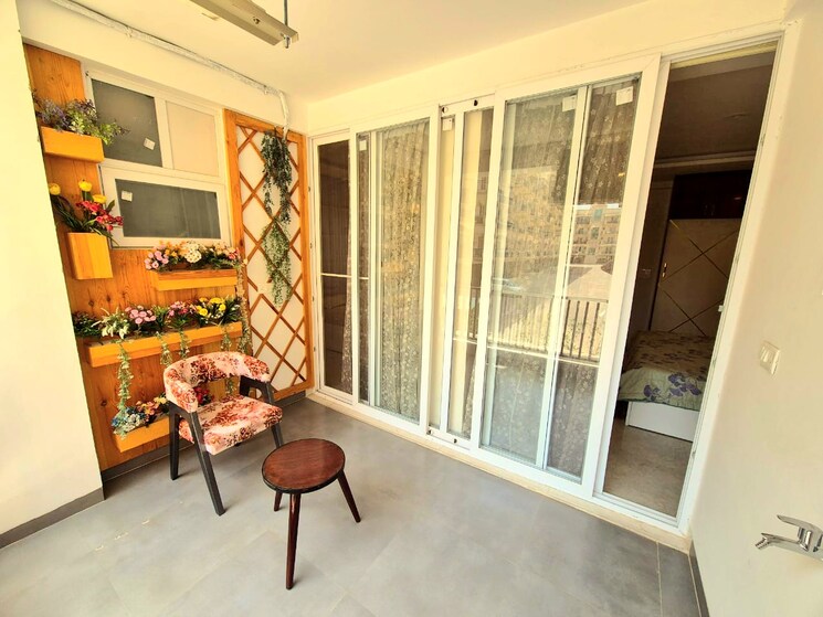 Balcony, aura-homes 3 Bedroom 170 Sq.Yd. Apartment In Patiala Road Zirakpur 8361871