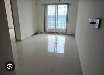 Room in 1 BHK Apartment at Ashar Axis, Majiwada – for Rent