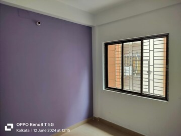 Room in 3 BHK Apartment at Joka – for Sale