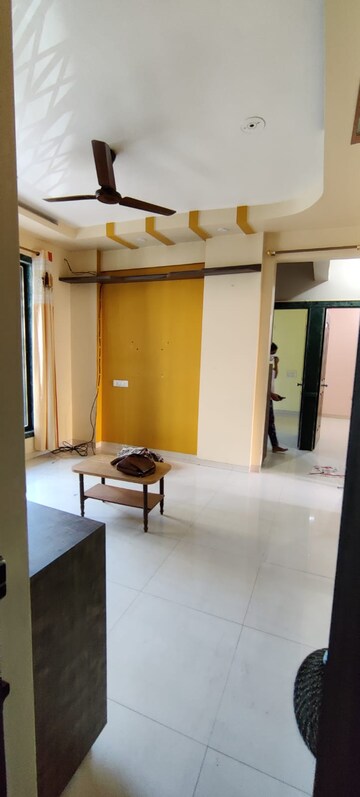 Room in 2 BHK Apartment at Seawoods – for Sale