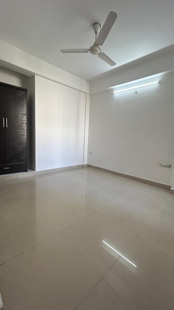 2 BHK Apartment For Rent in Kalyan West