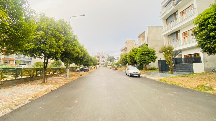 Garden, gmada-eco-city  100 Sq.Yd. Plot In North Mullanpur Chandigarh 8362120