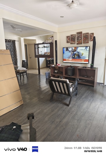Living Room in 2 BHK Apartment at Kamgar Putala Vasahat – for Rent
