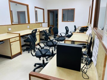  Office Space For Rent in Sector 63