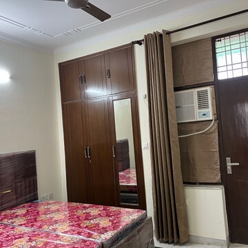 Bedroom in 3 BHK Builder Floor at Sector 52 – for Rent