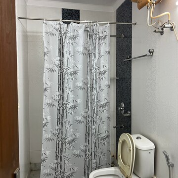 Bathroom in 3 BHK Builder Floor at Sector 52 – for Rent