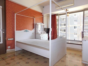 Living Room in 1 BHK Apartment at Lodha Amara, Kolshet Road – for Rent