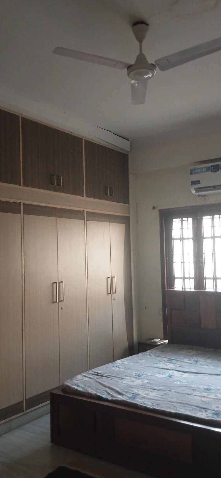 undefined, himayat nagar 3 Bedroom 1800 Sq.Ft. Apartment In Himayat Nagar Hyderabad 8362563