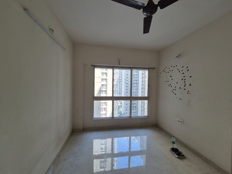 Room, lodha-amara 2 Bedroom 557 Sq.Ft. Apartment In Kolshet Road Thane 8362523