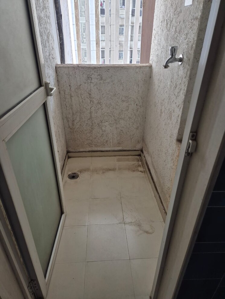 undefined, lodha-amara 2 Bedroom 557 Sq.Ft. Apartment In Kolshet Road Thane 8362523