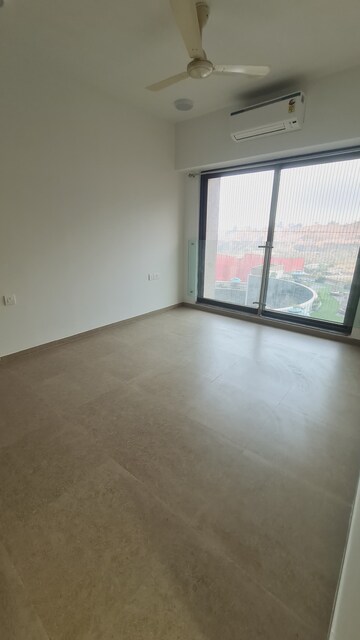 2 BHK Apartment For Rent in Kanakia Silicon Valley, Powai