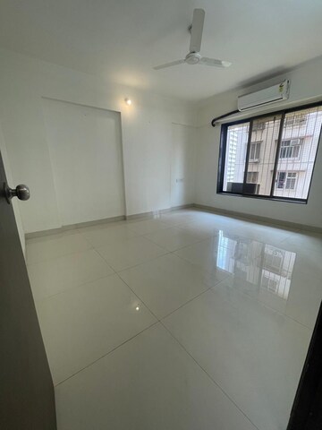 Room in 2 BHK Apartment at Atharva Shweta CHS, Chembur – for Rent