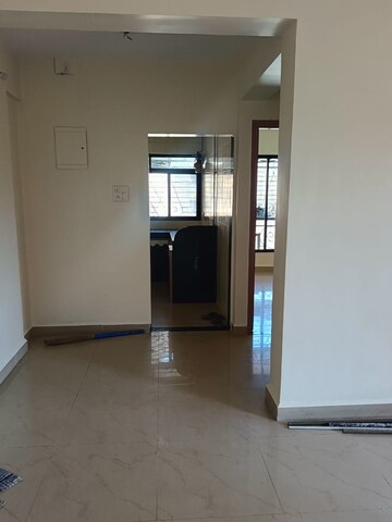 Room in 2 BHK Apartment at Collectors Colony – for Rent