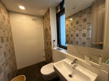 Team Area in 3 BHK Apartment at Lodha The Park, Worli – for Rent