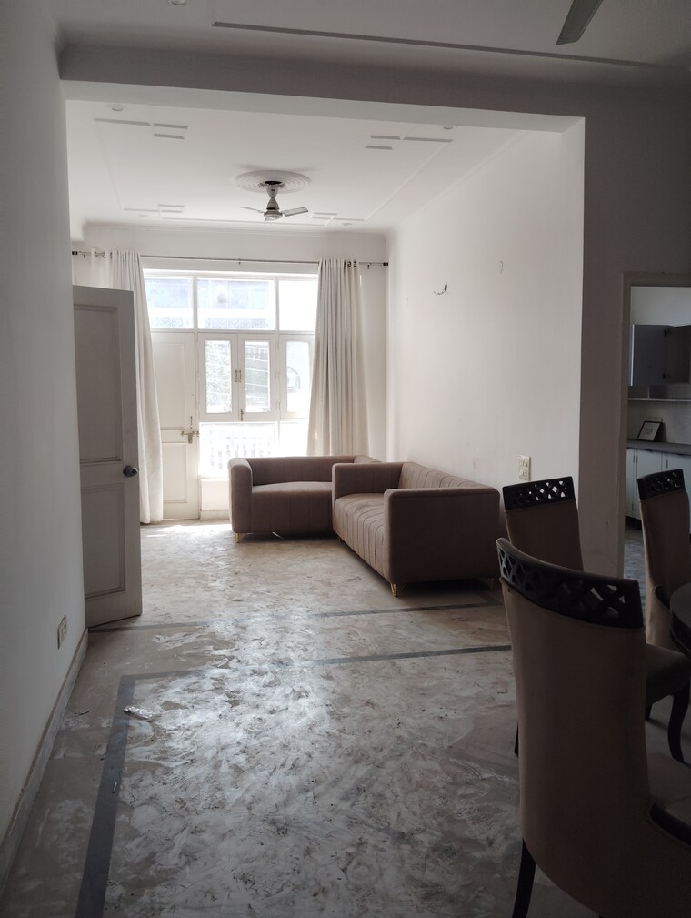 Living Room, assotech-windsor-court 3.5 Bedroom 1640 Sq.Ft. Apartment In Sector 78 Noida 8362701