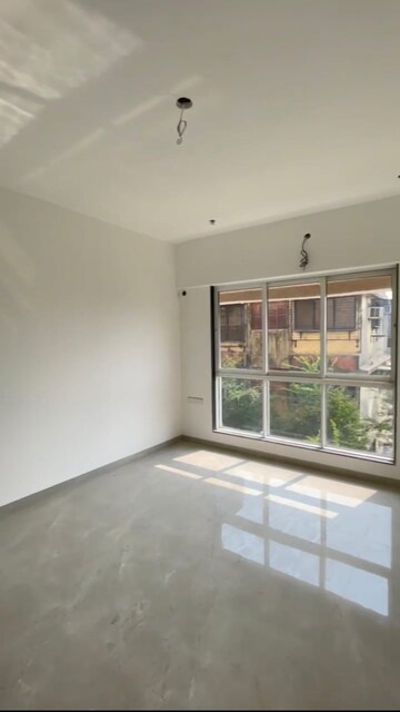 Bedroom in 2.5 BHK Apartment at Trishabh Greens, Chembur – for Rent