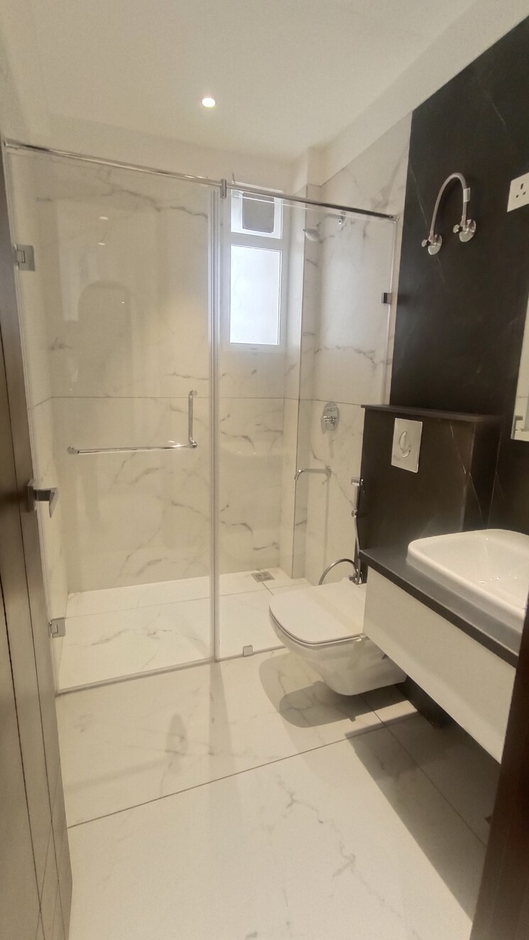 Bathroom, dhakoli 4 Bedroom 2225 Sq.Ft. Apartment In Dhakoli Zirakpur 8362821