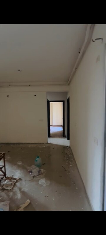 Room in 2 BHK Apartment at Aditya Luxuria Estate, Dasna – for Rent