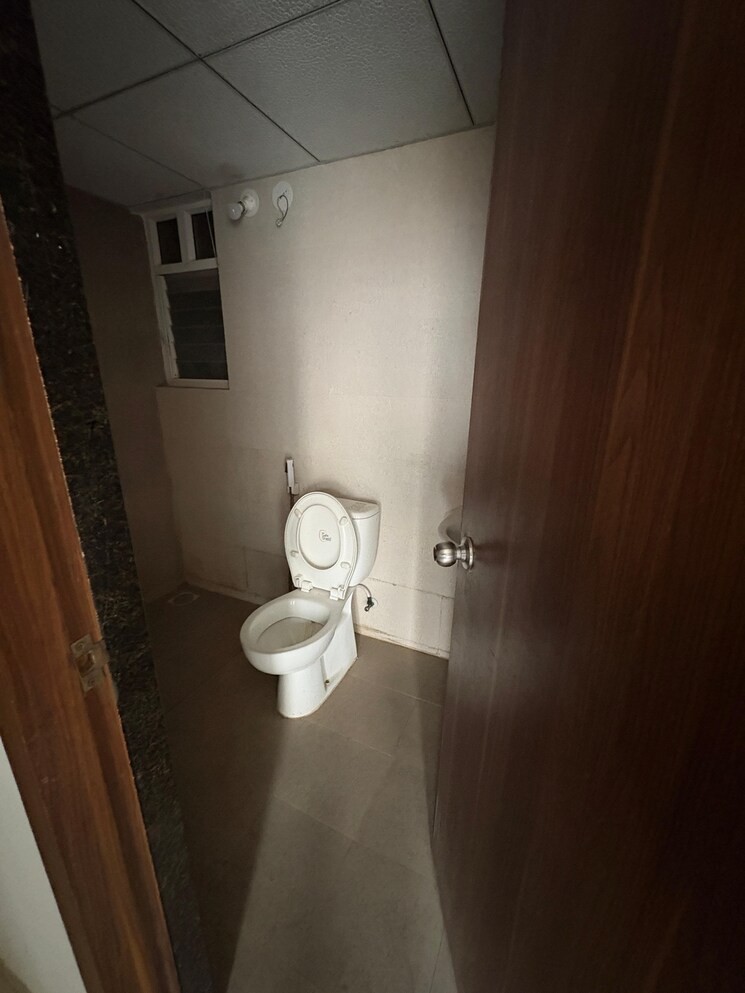Bathroom, gagan-adira 3 Bedroom 1000 Sq.Ft. Apartment In Wagholi Pune 8363018