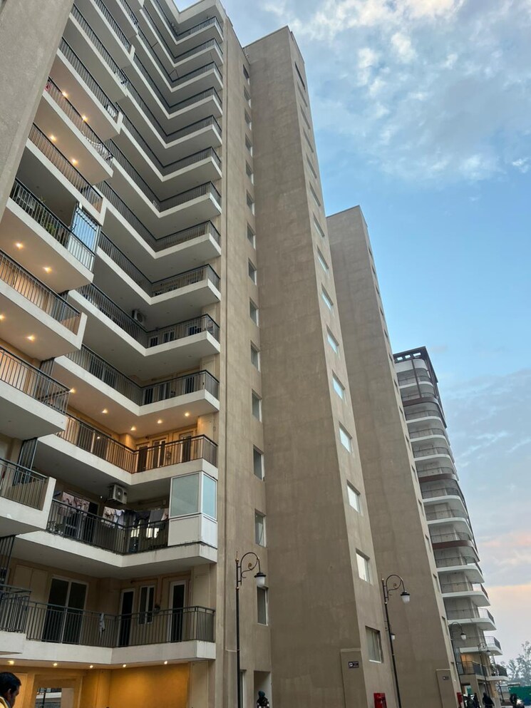 Exterior View, patiala road 3 Bedroom 1870 Sq.Ft. Apartment In Patiala Road Zirakpur 8363049
