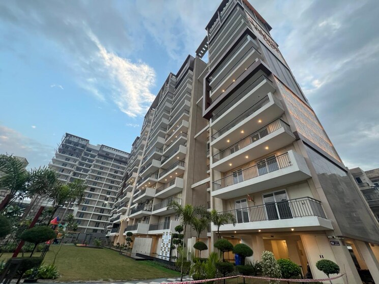 Exterior View, patiala road 3 Bedroom 1870 Sq.Ft. Apartment In Patiala Road Zirakpur 8363049