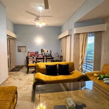 Living Room in 3 BHK Apartment at South Delhi – for Rent