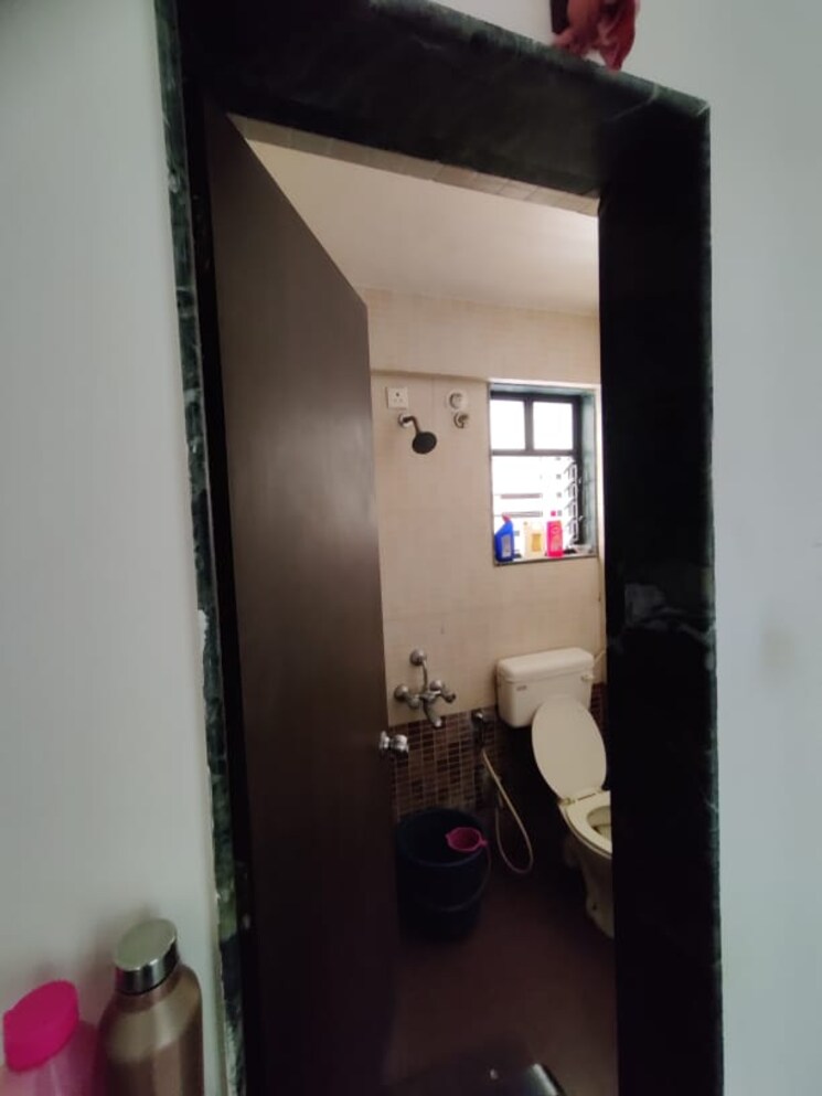 Bathroom, venkatesh-oxy-valley-phase-1 1 Bedroom 655 Sq.Ft. Apartment In Wagholi Pune 8363057