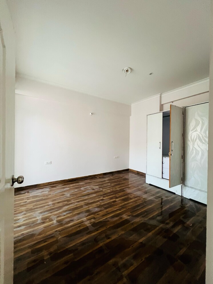 Room, chandra-panorama 4 Bedroom 2290 Sq.Ft. Apartment In Sushant Golf City Lucknow 8363198