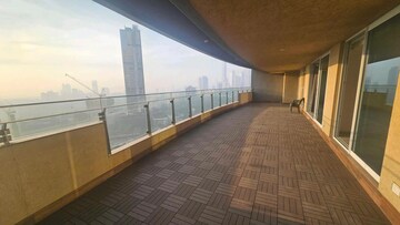 Balcony in 4 BHK Apartment at Lokhandwala Minerva Mahalaxmi, Mahalaxmi – for Rent