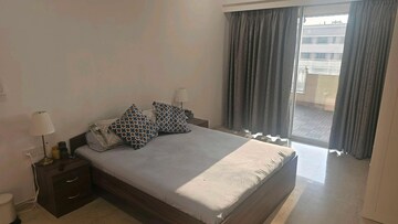 Bedroom in 4 BHK Apartment at Lokhandwala Minerva Mahalaxmi, Mahalaxmi – for Rent