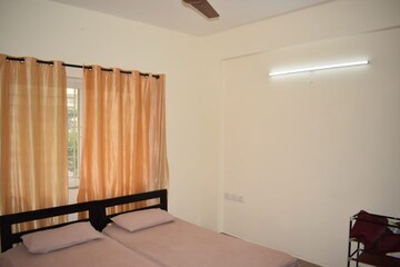 Room in 4 BHK Apartment at Goni Fairfield, Rmv 2nd Stage – for Rent