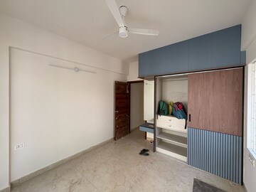 Room in 4 BHK Apartment at Goni Fairfield, Rmv 2nd Stage – for Rent