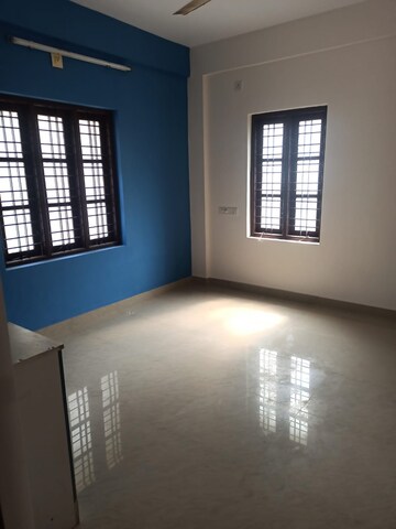 Room in 6+ BHK Apartment at Murinjapalam – for Sale