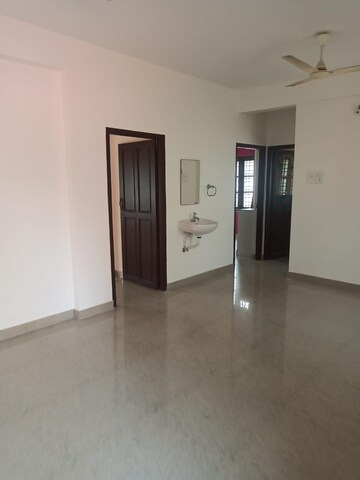 Room in 6+ BHK Apartment at Murinjapalam – for Sale