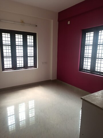 Room in 6+ BHK Apartment at Murinjapalam – for Sale